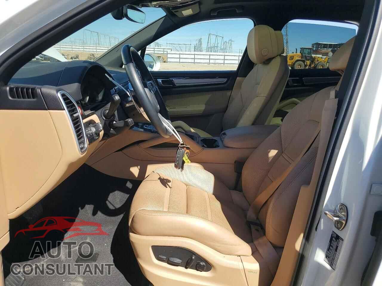 PORSCHE CAYENNE 2023 - WP1AA2AY1PDA09292