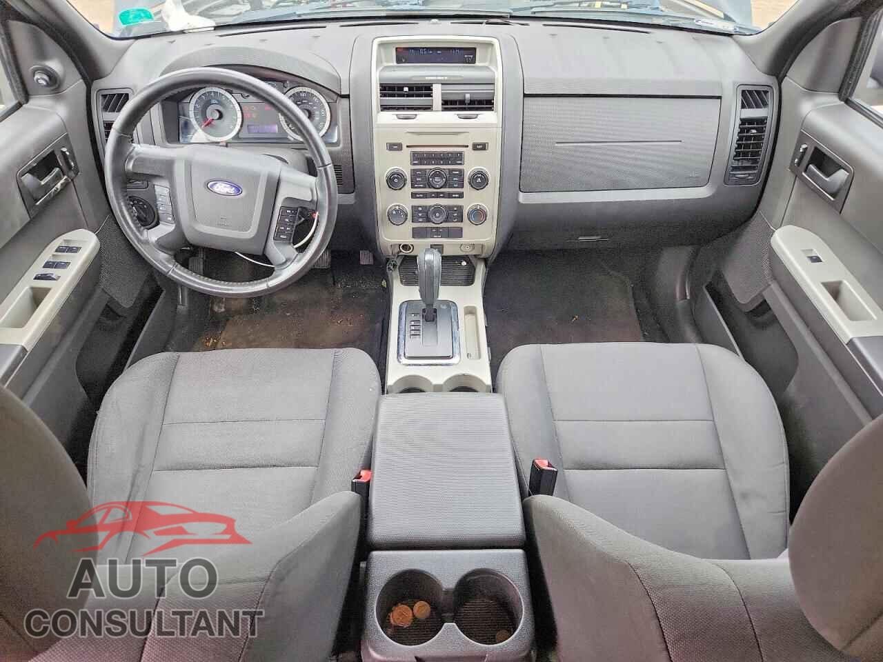 FORD ESCAPE 2010 - 1FMCU9DG5AKD07355