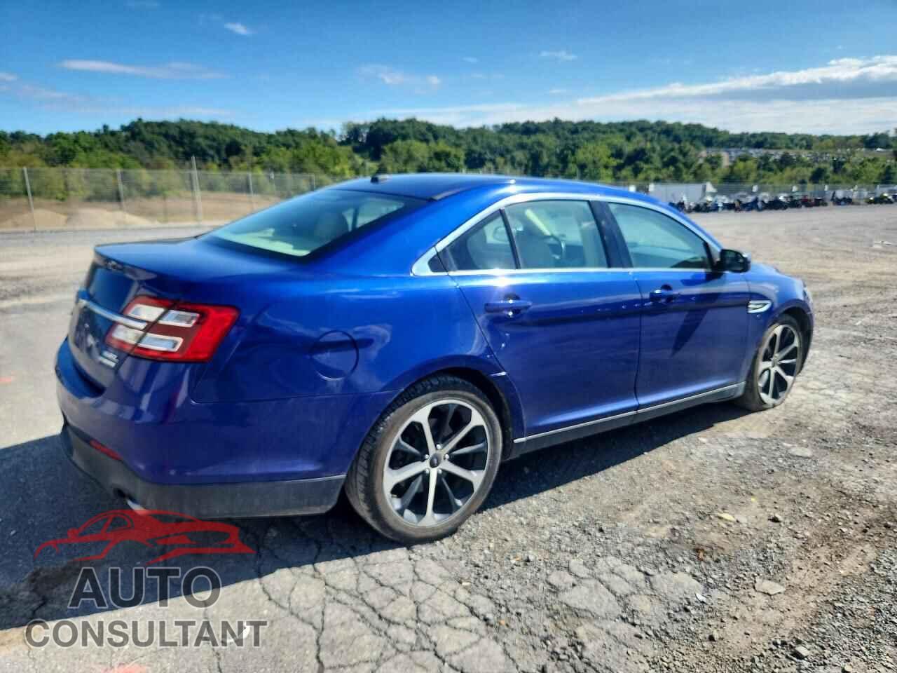FORD TAURUS 2015 - 1FAHP2E83FG143720