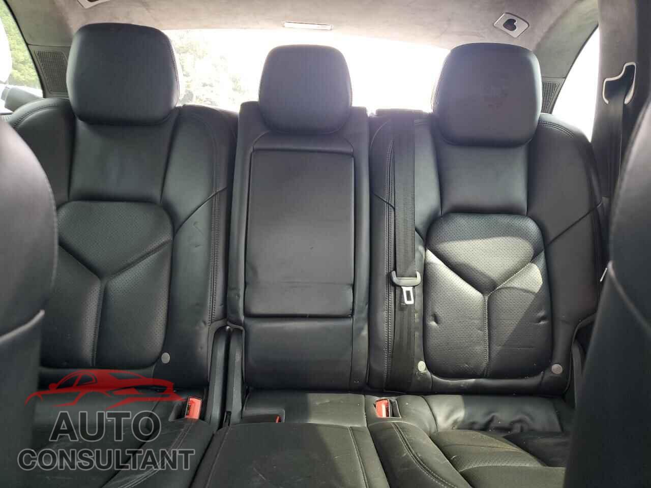 PORSCHE CAYENNE 2016 - WP1AD2A20GLA75308