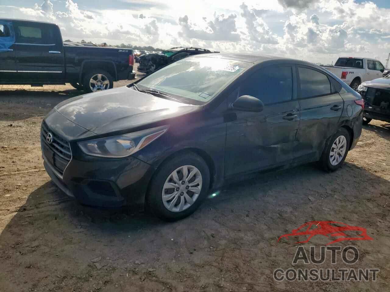 HYUNDAI ACCENT 2018 - 3KPC24A37JE010167