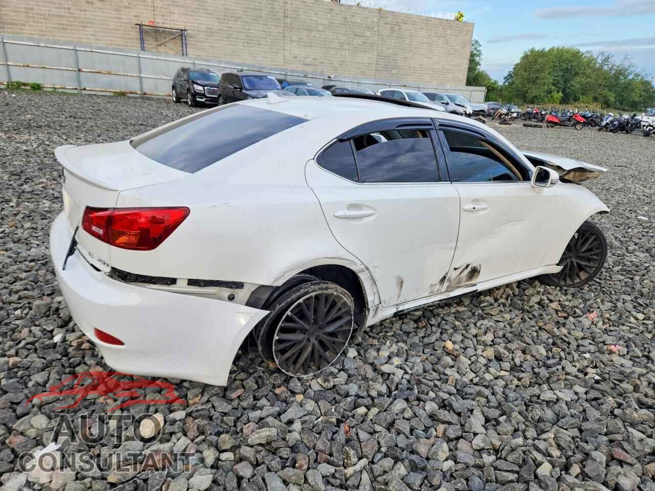 LEXUS IS 2012 - JTHCF5C24C5054316
