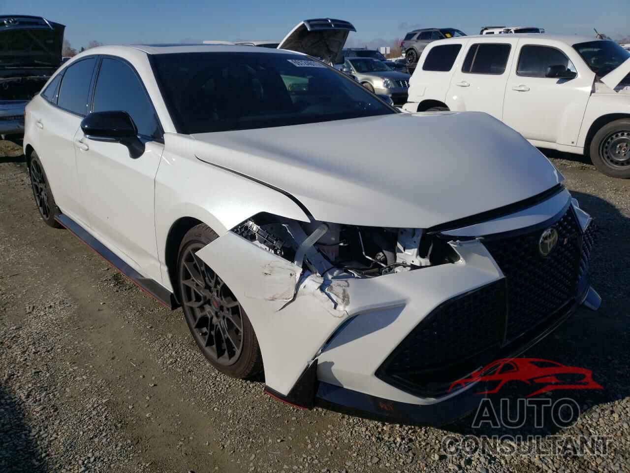 TOYOTA AVALON 2020 - 4T1FZ1FB6LU049856