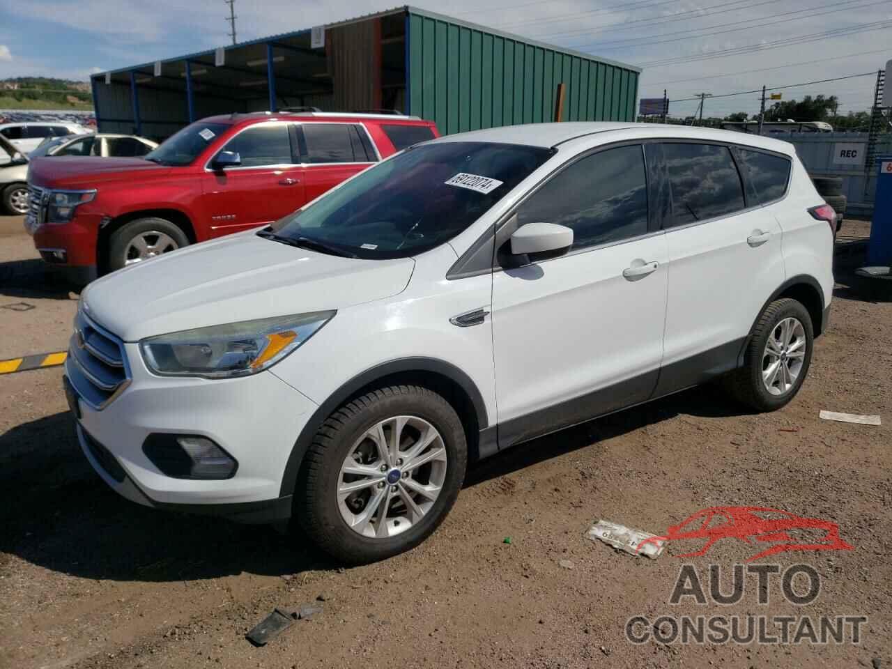 FORD ESCAPE 2017 - 1FMCU9G90HUB61734