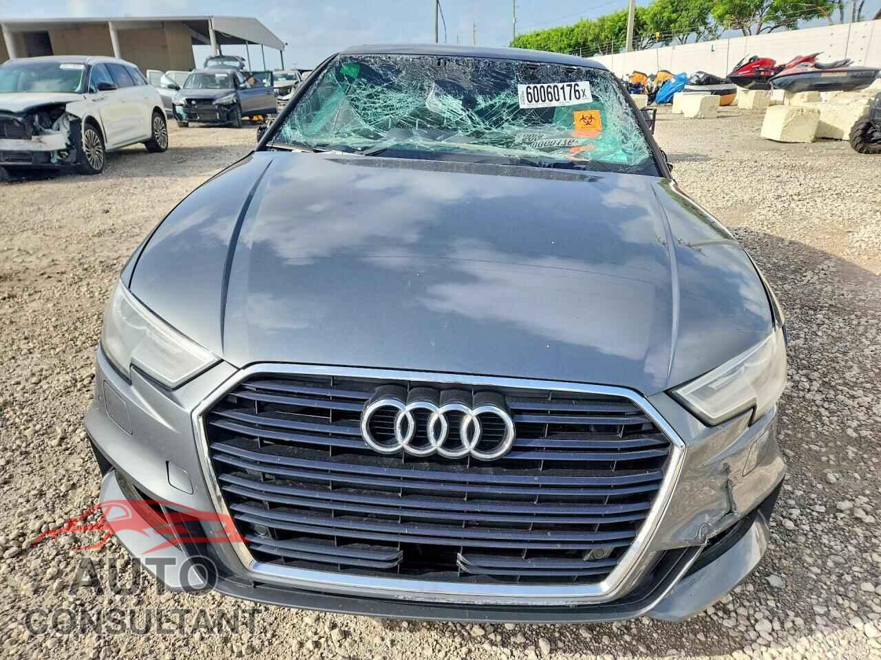 AUDI A3 2018 - WAUGUGFFXJ1084599