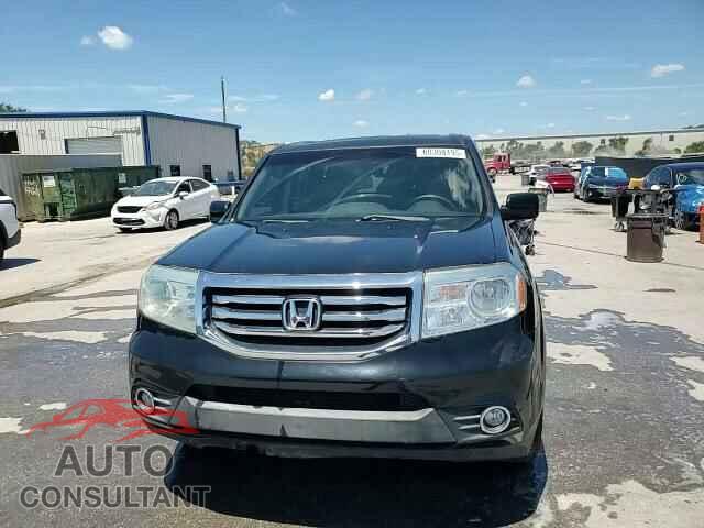 HONDA PILOT 2012 - 5FNYF3H50CB013582