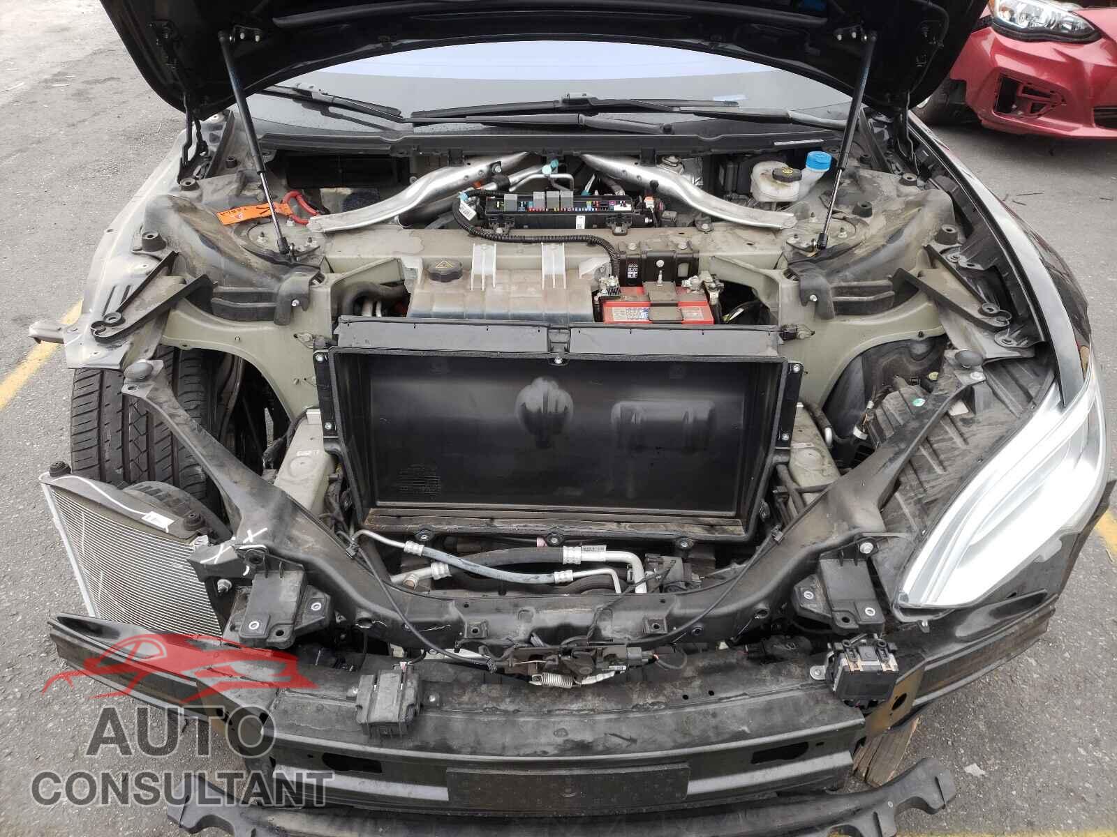 TESLA MODEL S 2017 - 5YJSA1E12HF210951