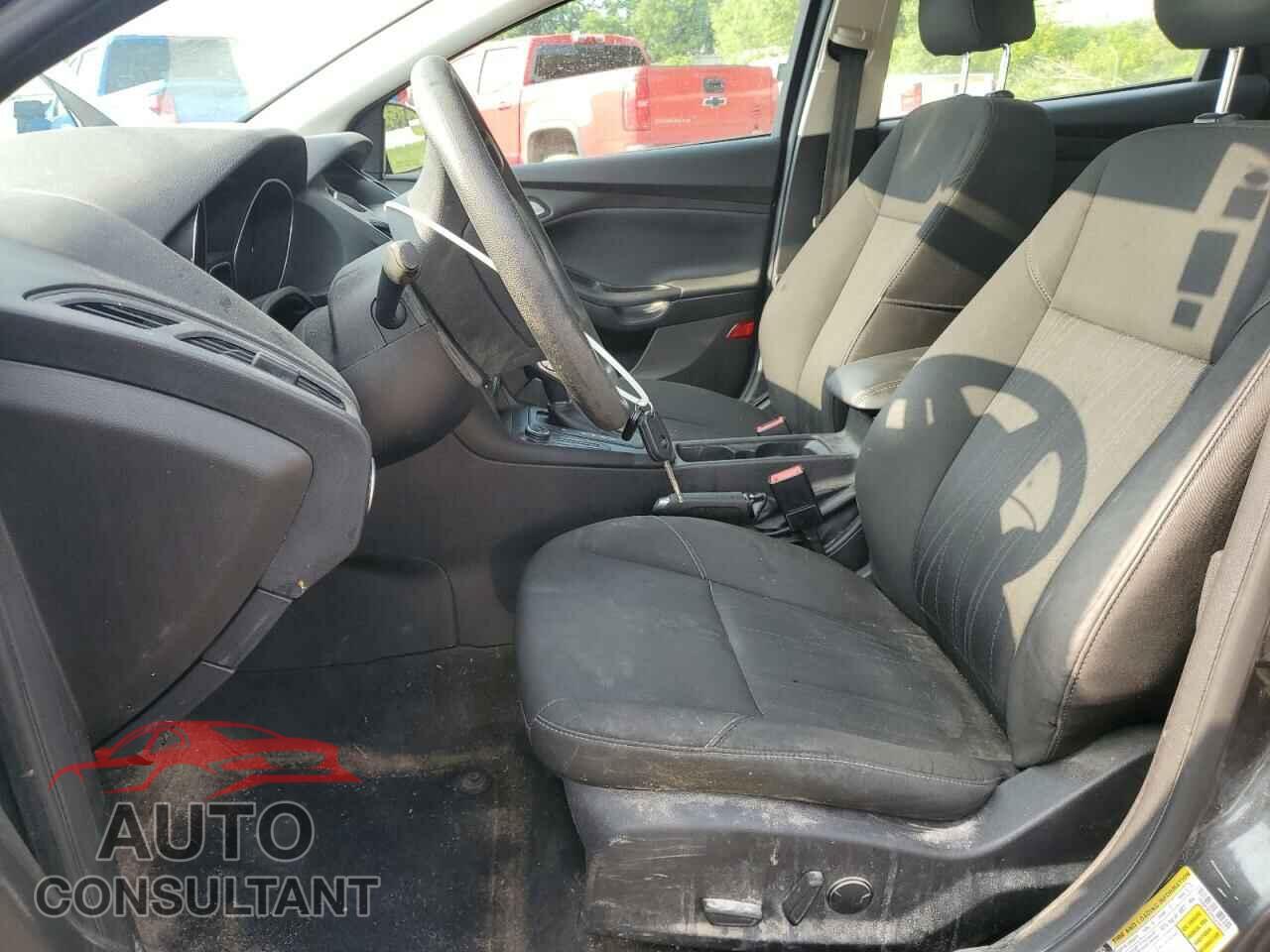 FORD FOCUS 2016 - 1FADP3F2XGL229713