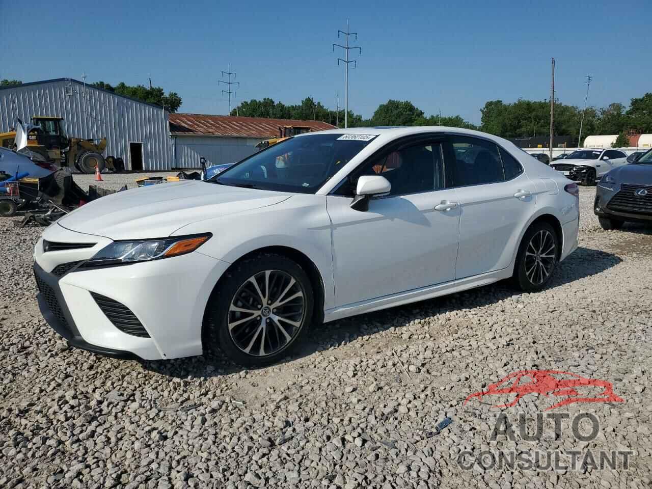 TOYOTA CAMRY 2018 - 4T1B11HK6JU094408