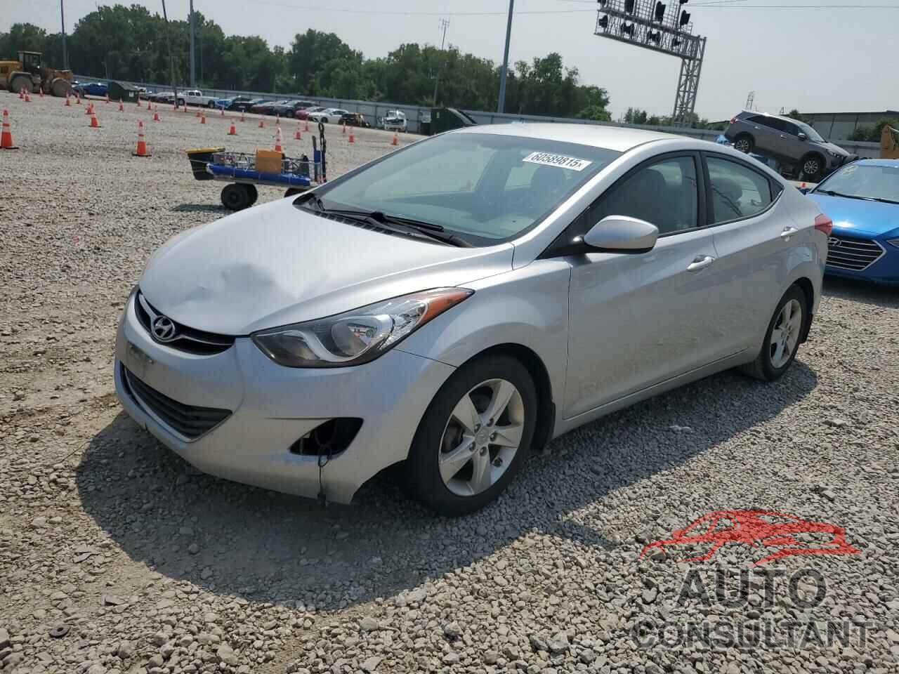 HYUNDAI ELANTRA 2013 - 5NPDH4AE7DH418043