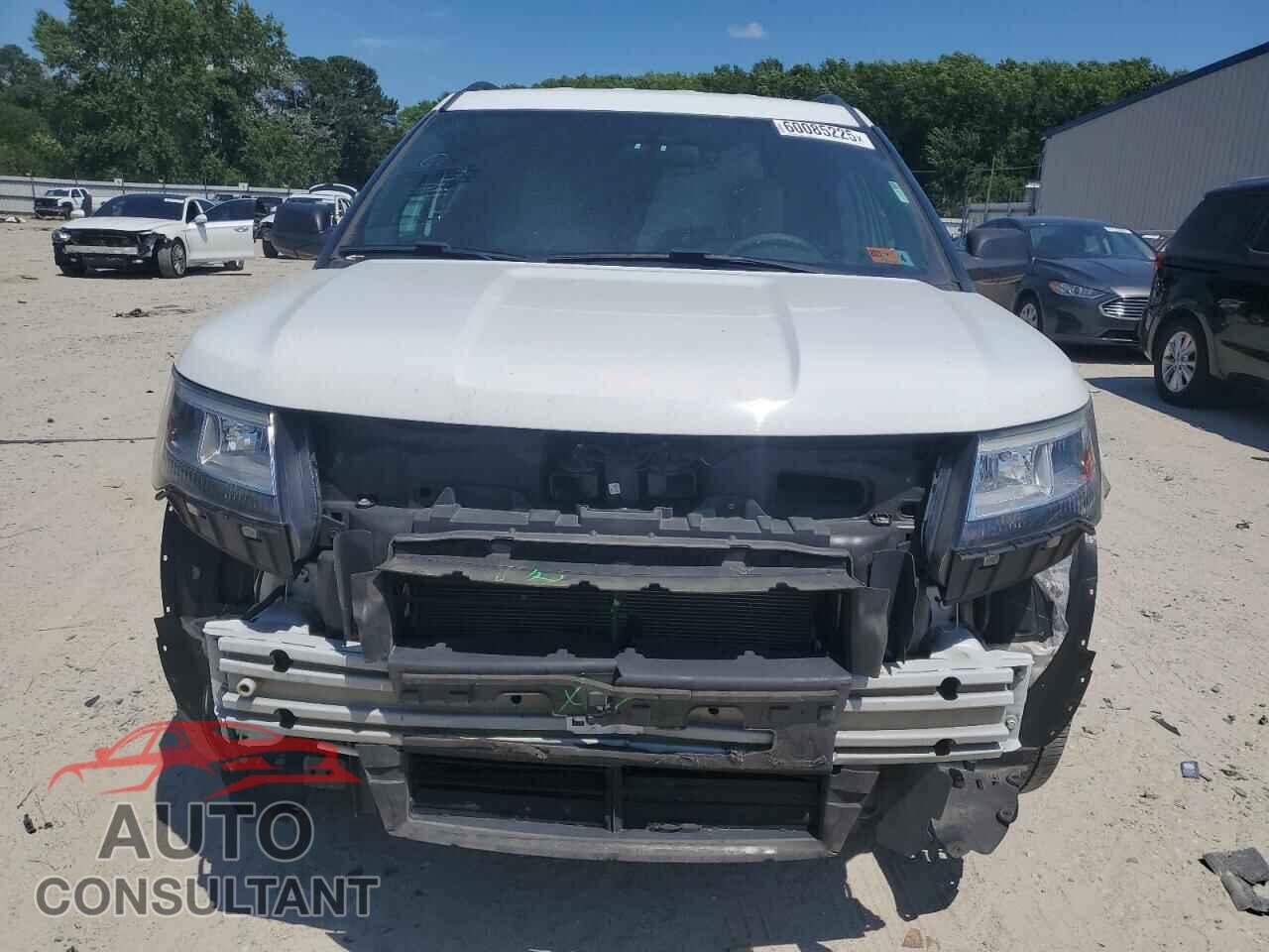 FORD EXPLORER 2018 - 1FM5K8B8XJGB98379