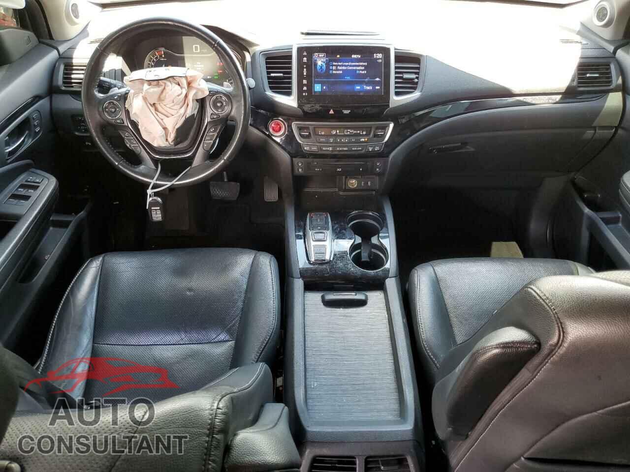HONDA PILOT 2017 - 5FNYF6H05HB077274