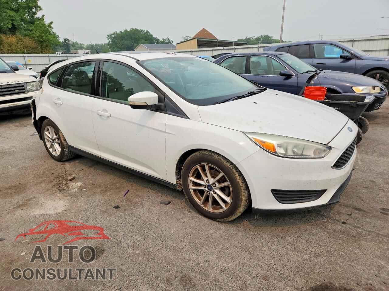 FORD FOCUS 2016 - 1FADP3K28GL364047