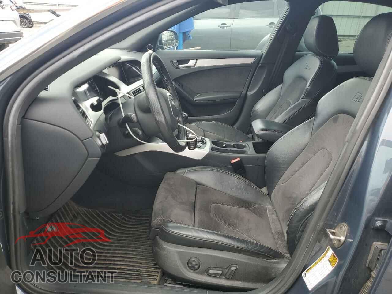 AUDI A4 2011 - WAUMFAFL7BA060827