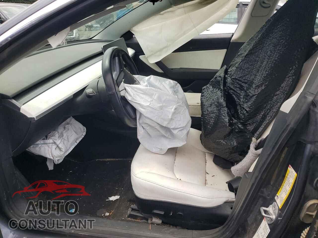 TESLA MODEL 3 2018 - 5YJ3E1EB9JF147287