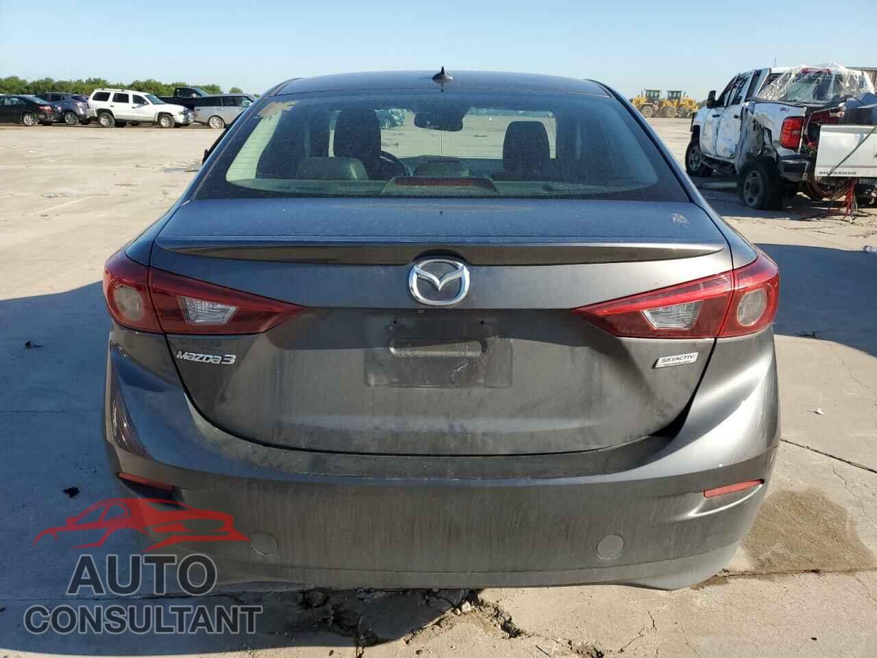 MAZDA 3 2017 - 3MZBN1W33HM130748