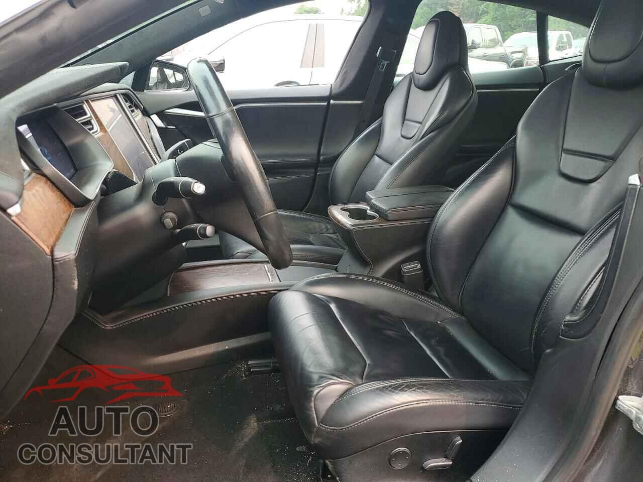 TESLA MODEL S 2017 - 5YJSA1E27HF201509