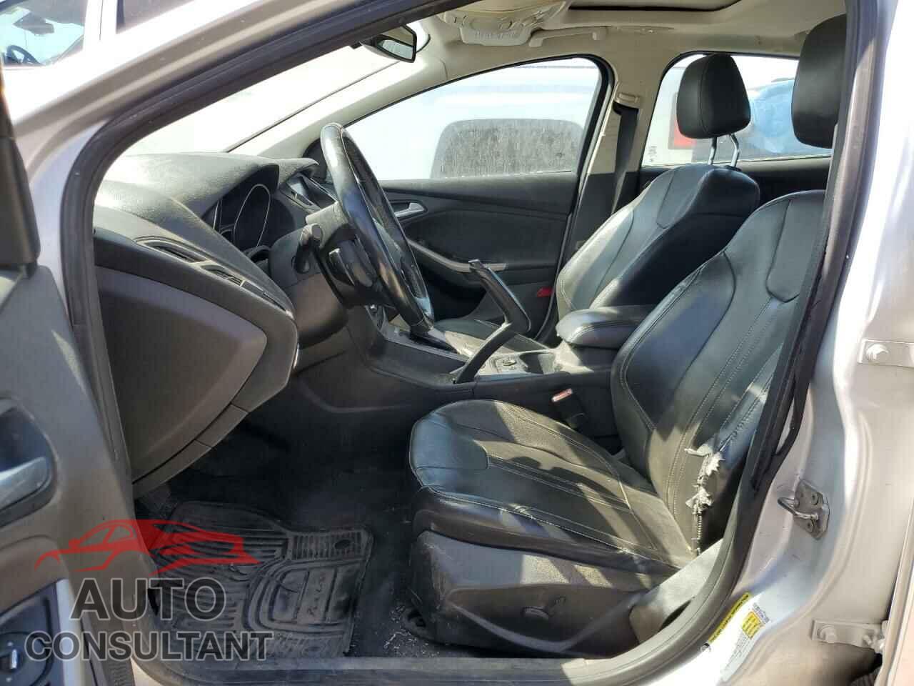 FORD FOCUS 2012 - 1FAHP3H24CL273456