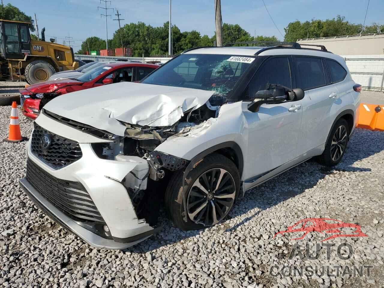 TOYOTA HIGHLANDER 2022 - 5TDJZRBH4NS185384