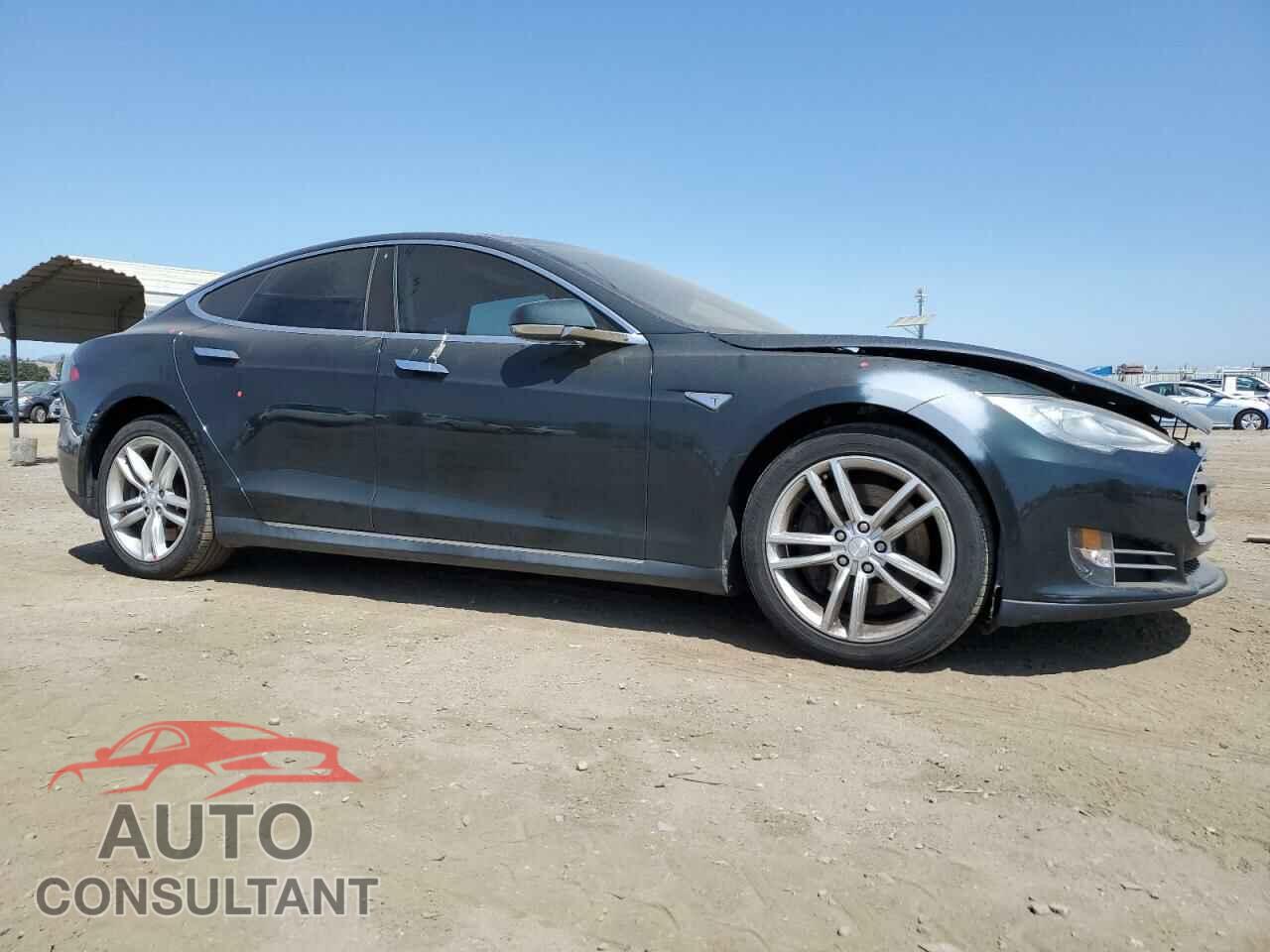 TESLA MODEL S 2012 - 5YJSA1DN3CFP02708
