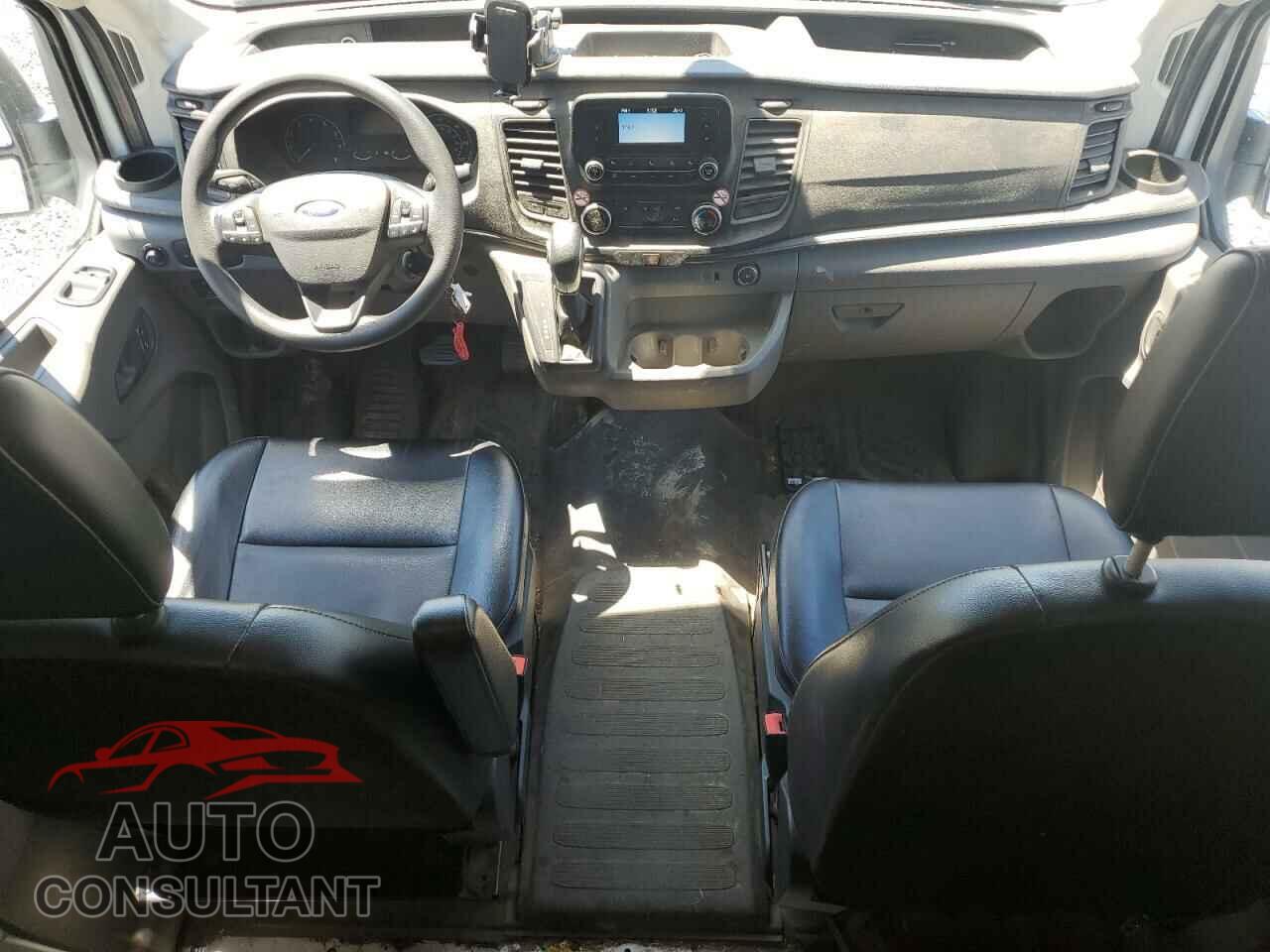 FORD TRANSIT 2023 - 1FTBR2X80PKA09107