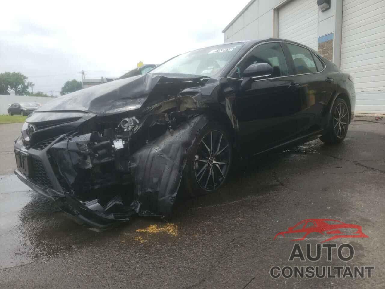 TOYOTA CAMRY 2022 - 4T1G11AK0NU706673