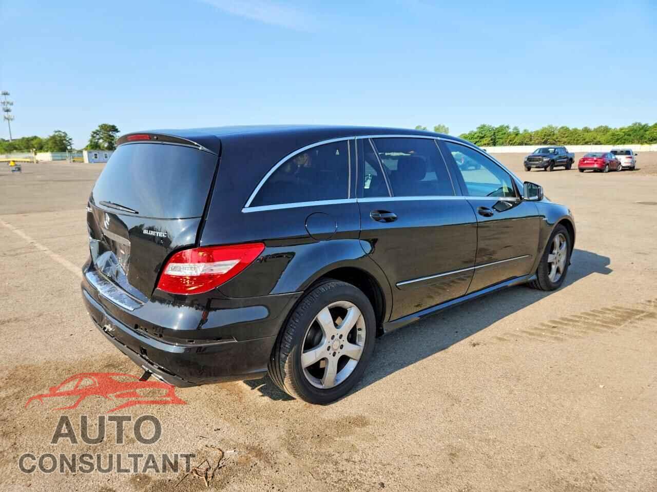 MERCEDES-BENZ R-CLASS 2012 - 4JGCB2FE2CA142463