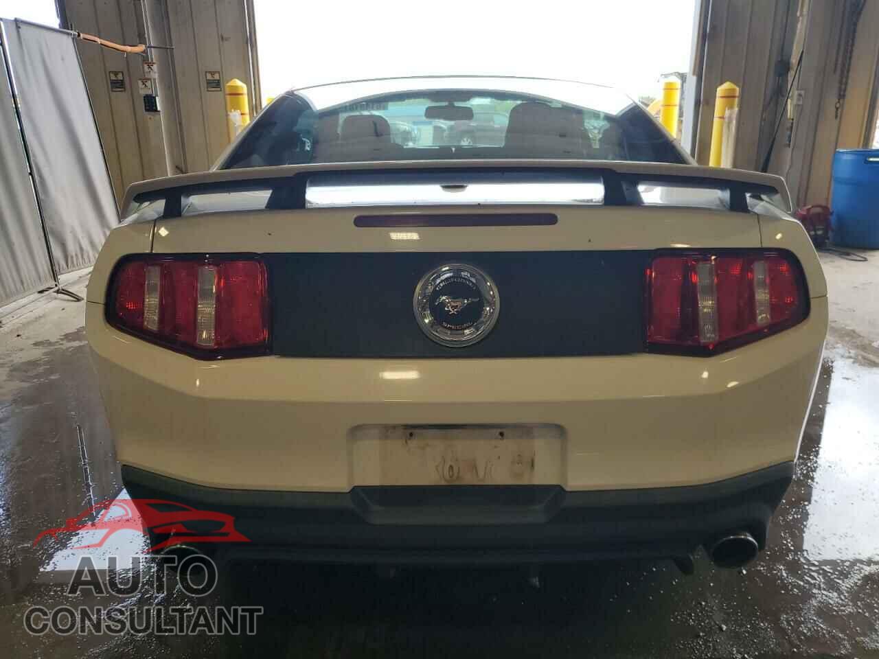 FORD MUSTANG 2011 - 1ZVBP8CF2B5127130
