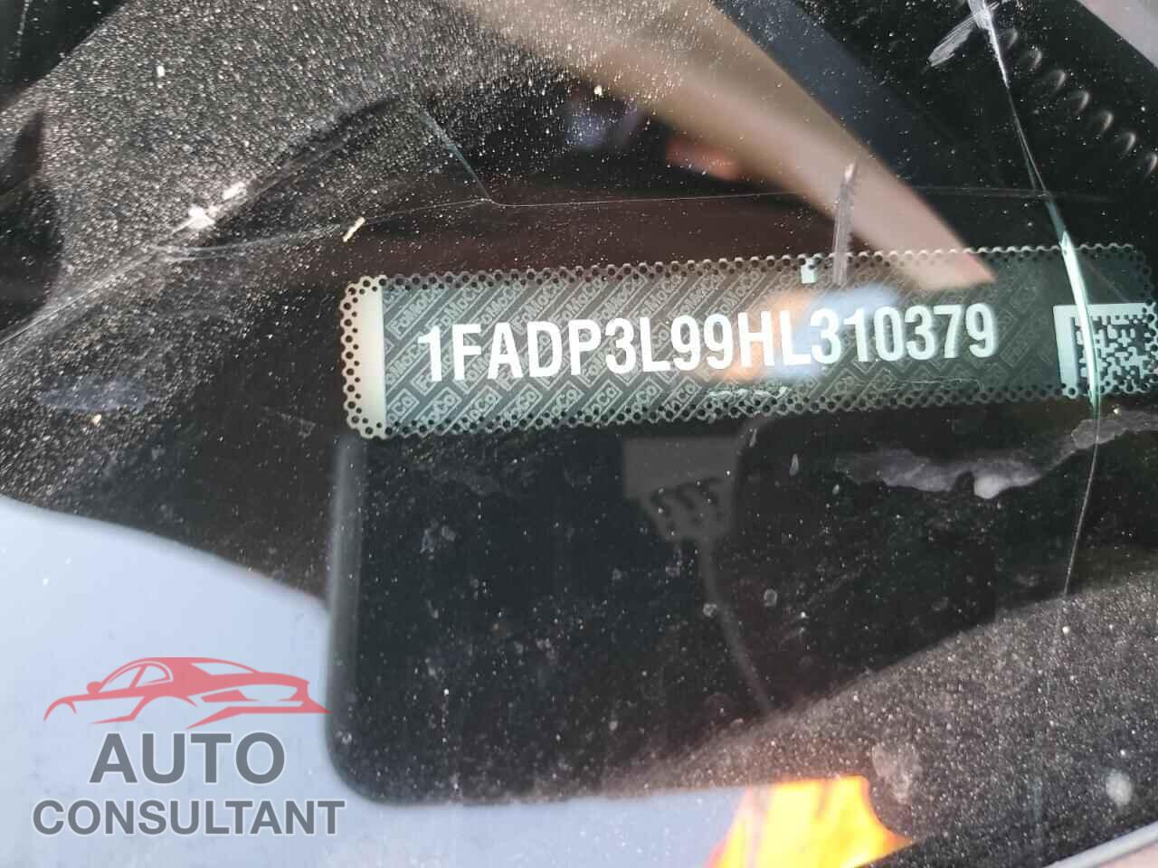 FORD FOCUS 2017 - 1FADP3L99HL310379