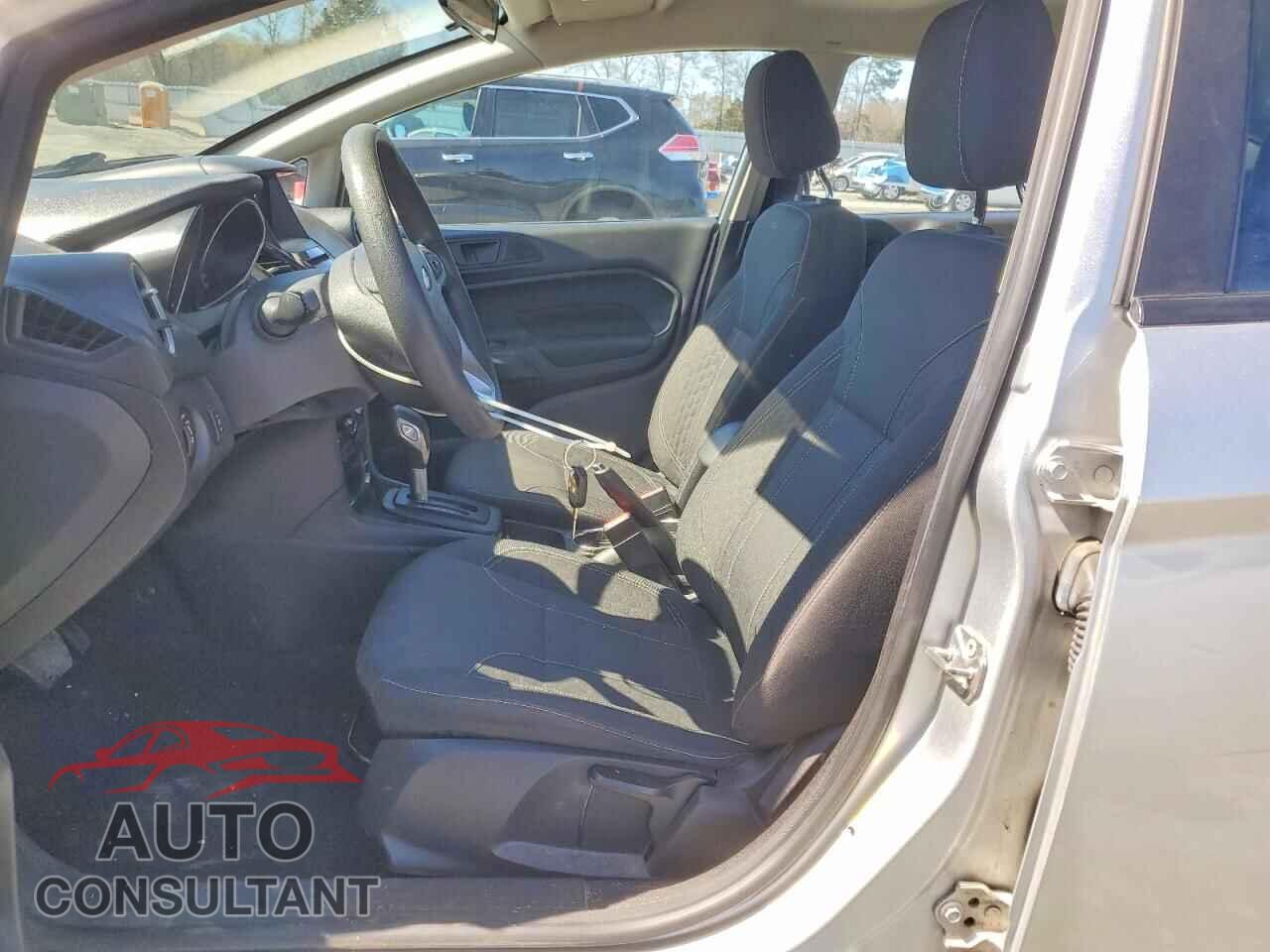 FORD FIESTA 2019 - 3FADP4EJ1KM105609