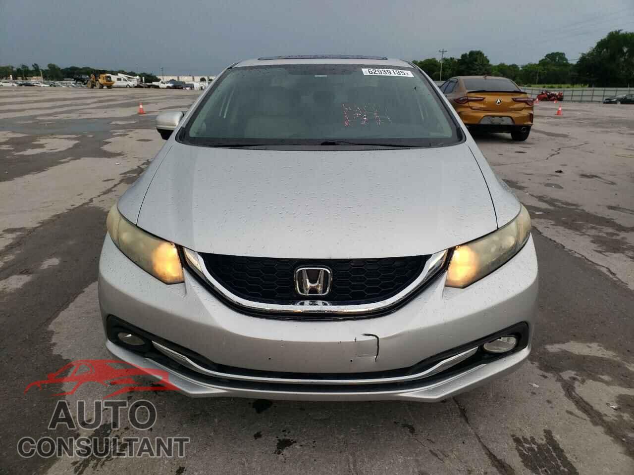 HONDA CIVIC 2014 - 2HGFB2F83EH557583