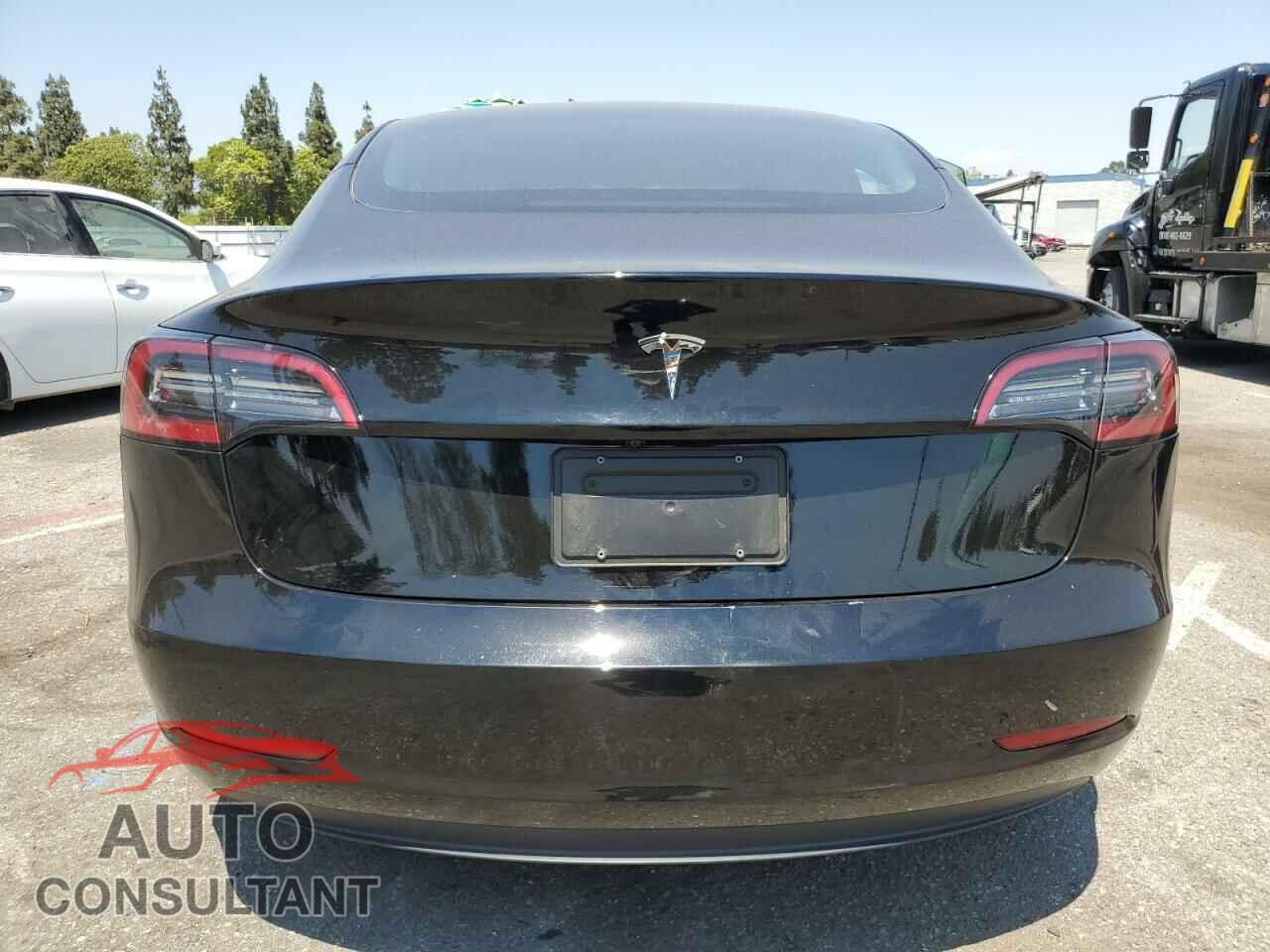 TESLA MODEL 3 2023 - 5YJ3E1EA5PF669401