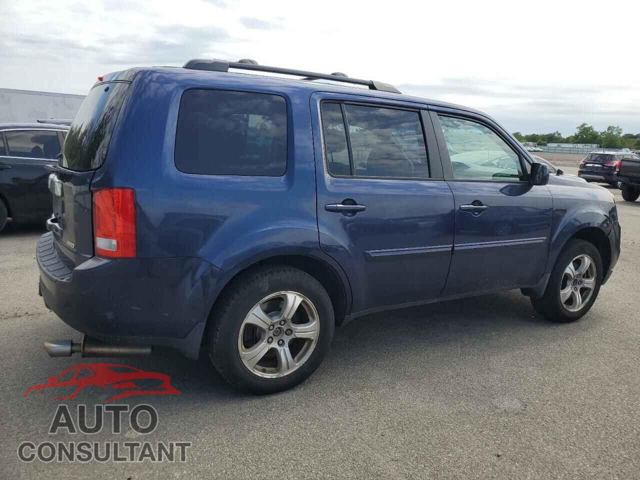 HONDA PILOT 2013 - 5FNYF4H46DB048982