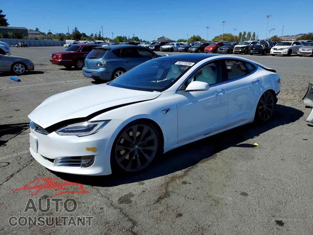 TESLA MODEL S 2020 - 5YJSA1E27LF415814