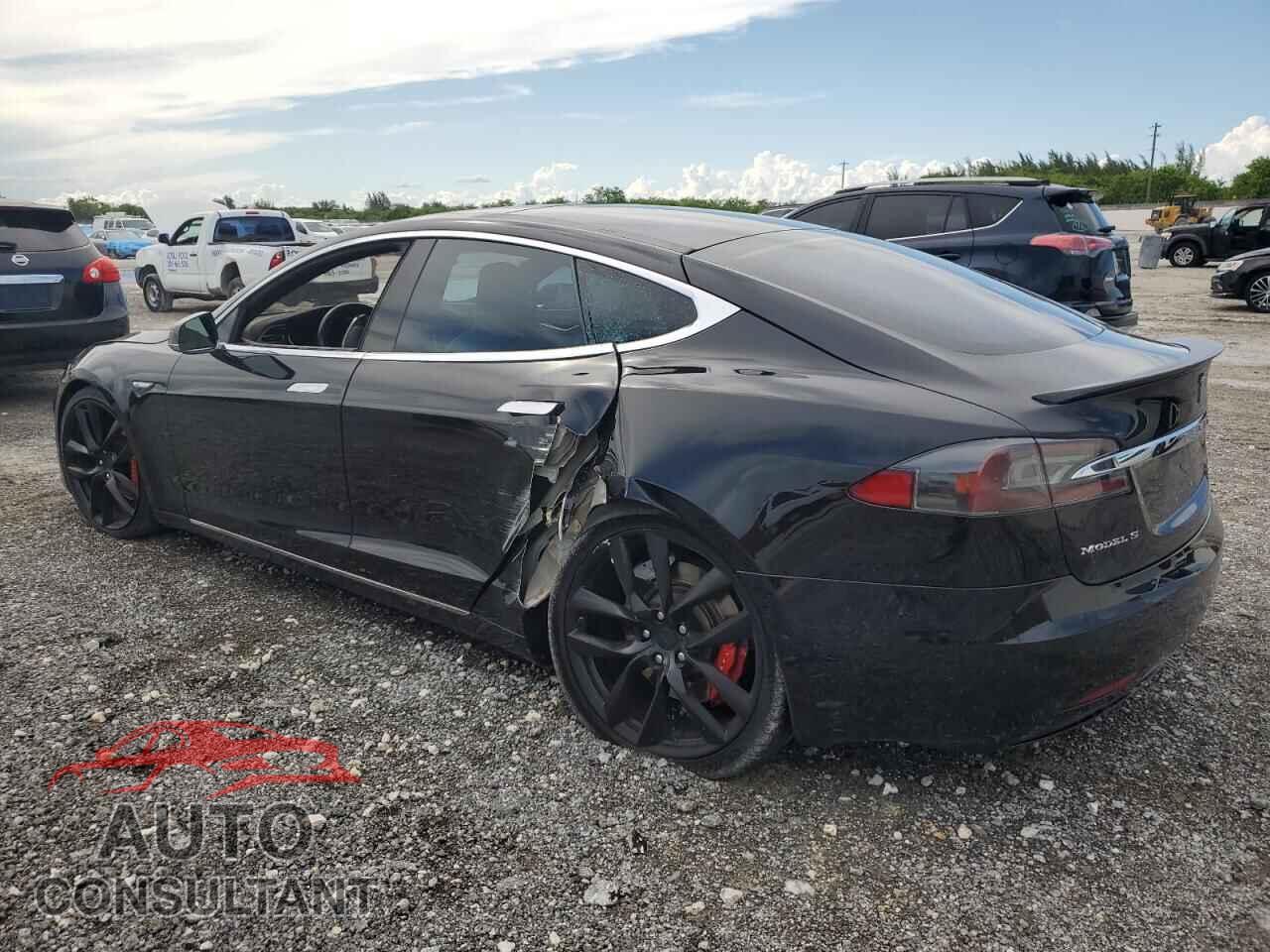 TESLA MODEL S 2016 - 5YJSA1E26GF138952