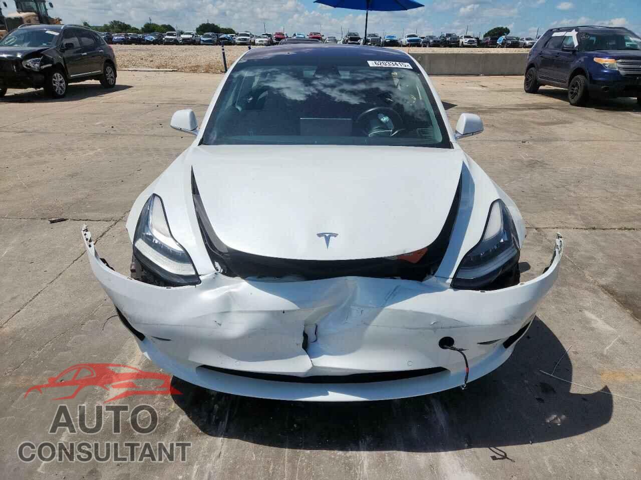 TESLA MODEL 3 2018 - 5YJ3E1EA4JF007543