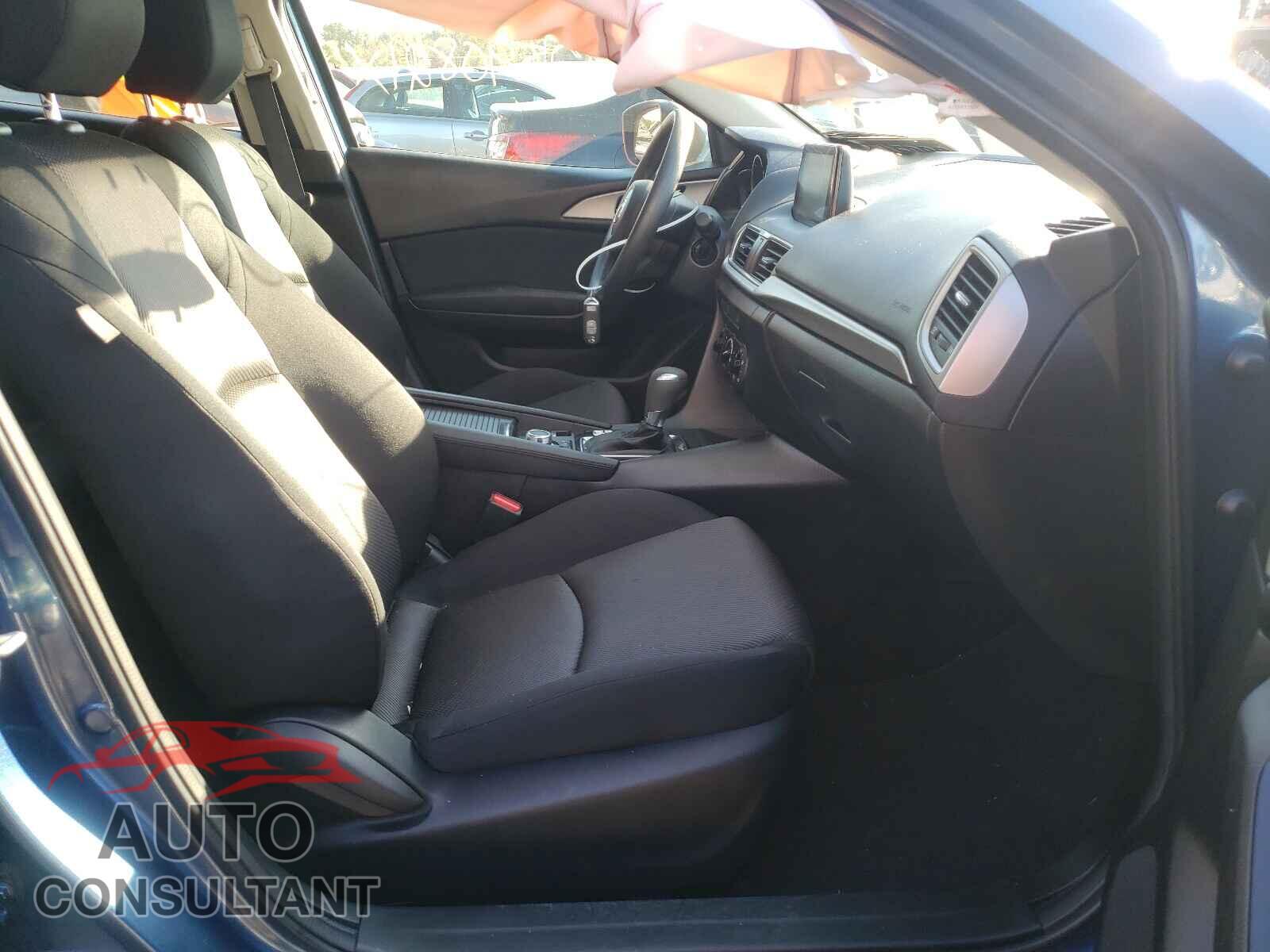 MAZDA 3 2017 - 3MZBN1K76HM116822