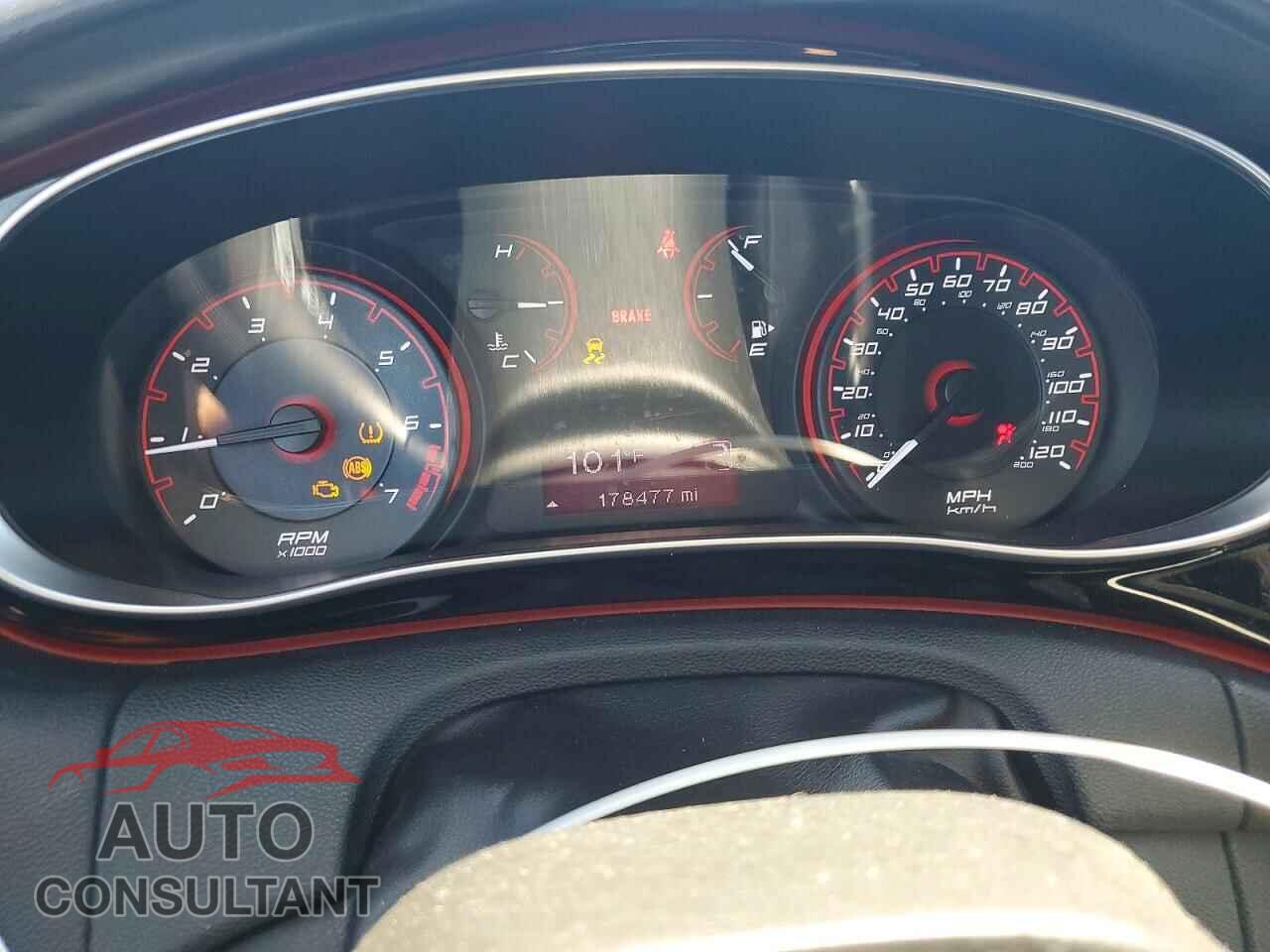 DODGE DART 2015 - 1C3CDFBB1FD211622