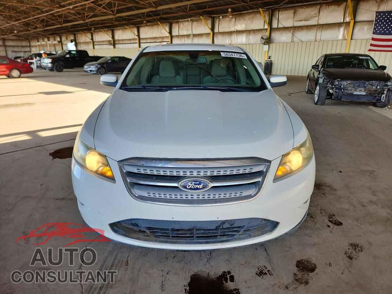 FORD TAURUS 2011 - 1FAHP2EW8BG123925