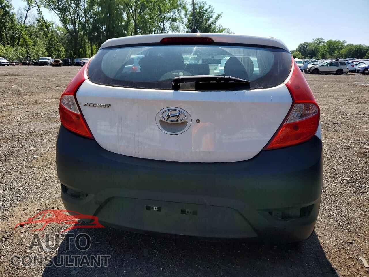 HYUNDAI ACCENT 2017 - KMHCT5AE4HU310941