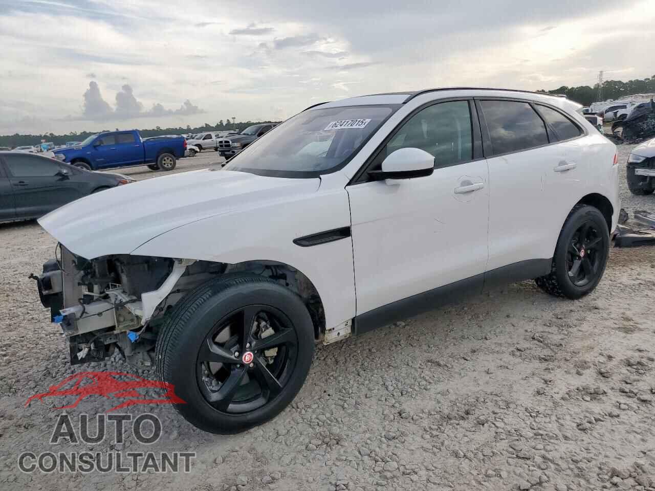JAGUAR F-PACE 2019 - SADCK2FX5KA611585