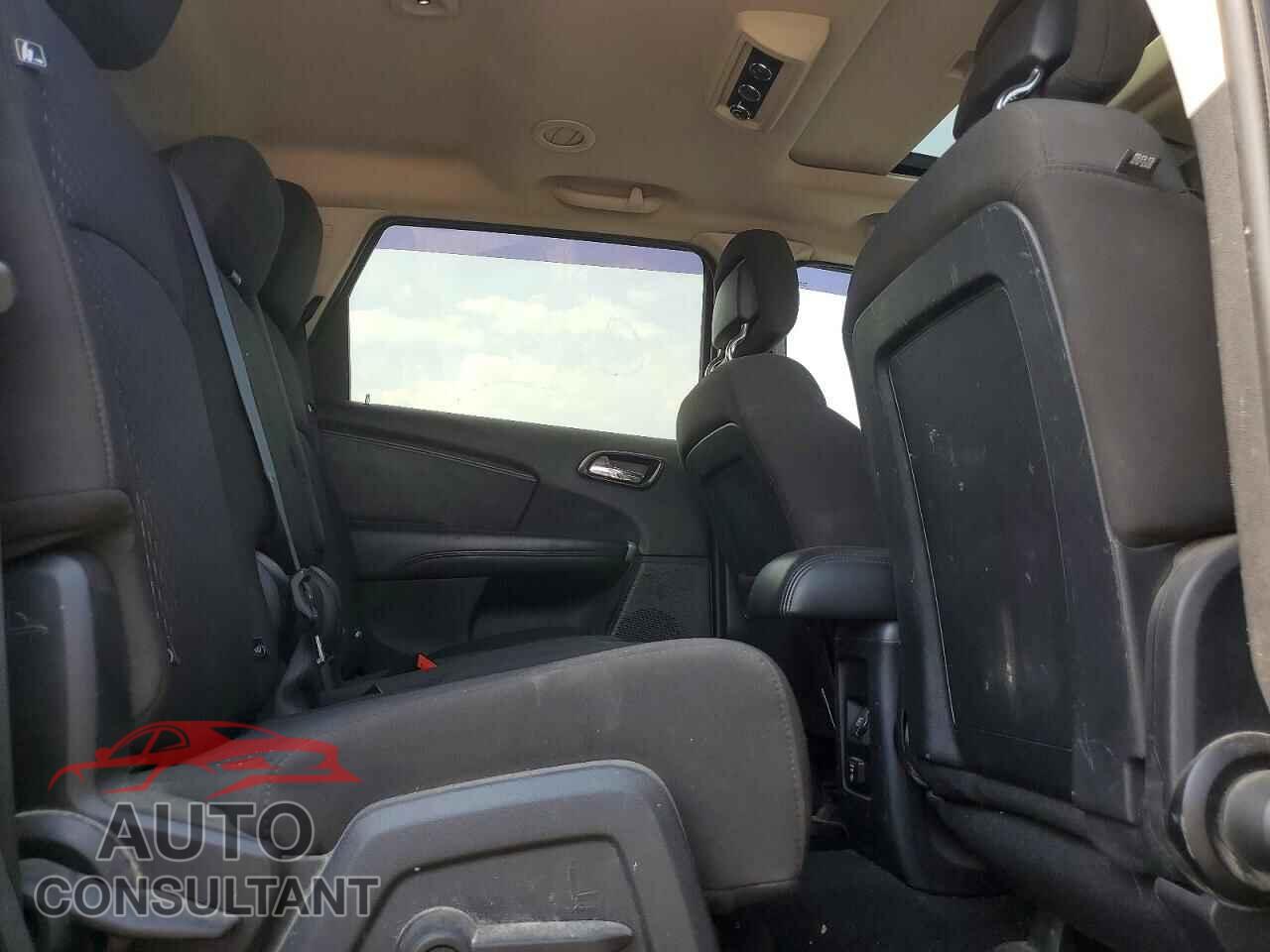 DODGE JOURNEY 2012 - 3C4PDCCG0CT197191