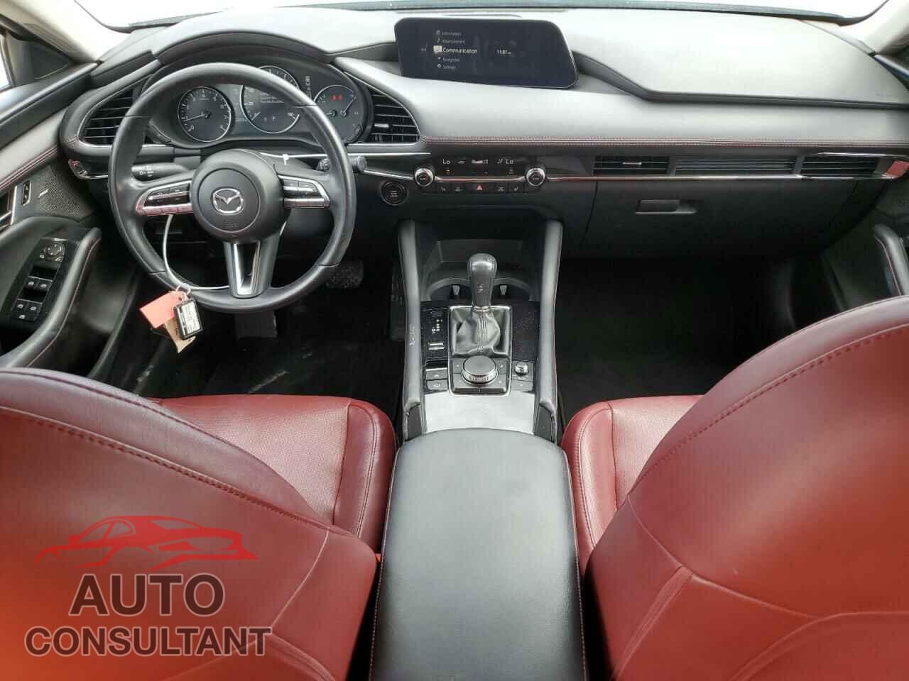 MAZDA 3 2023 - 3MZBPACM8PM358542