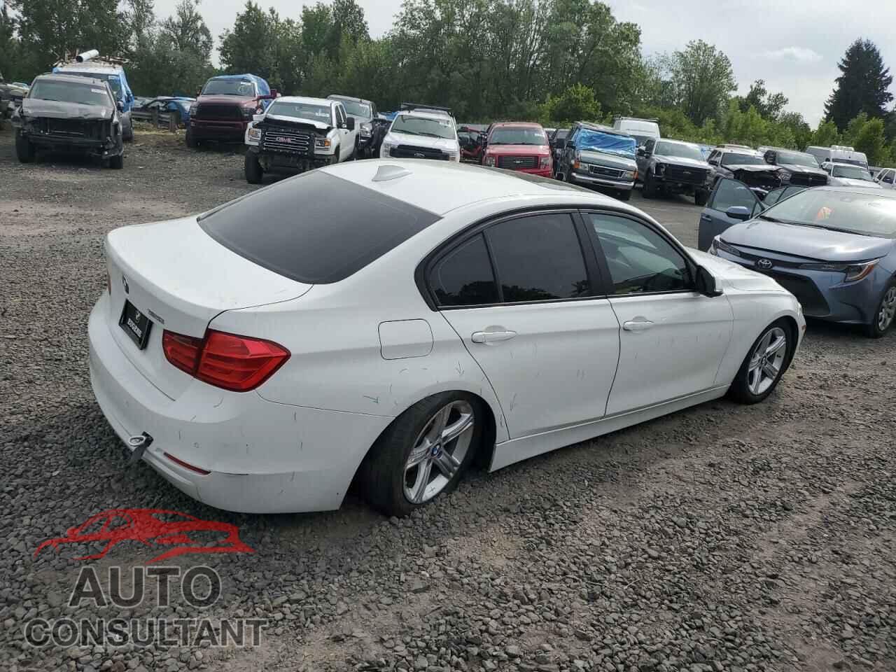 BMW 3 SERIES 2014 - WBA3C1C59EK113097