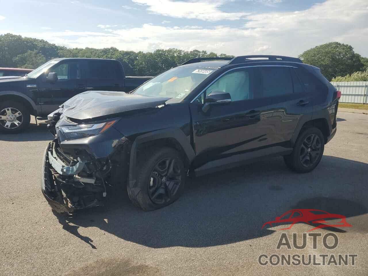 TOYOTA RAV4 2024 - 2T3J1RFV3RW470413