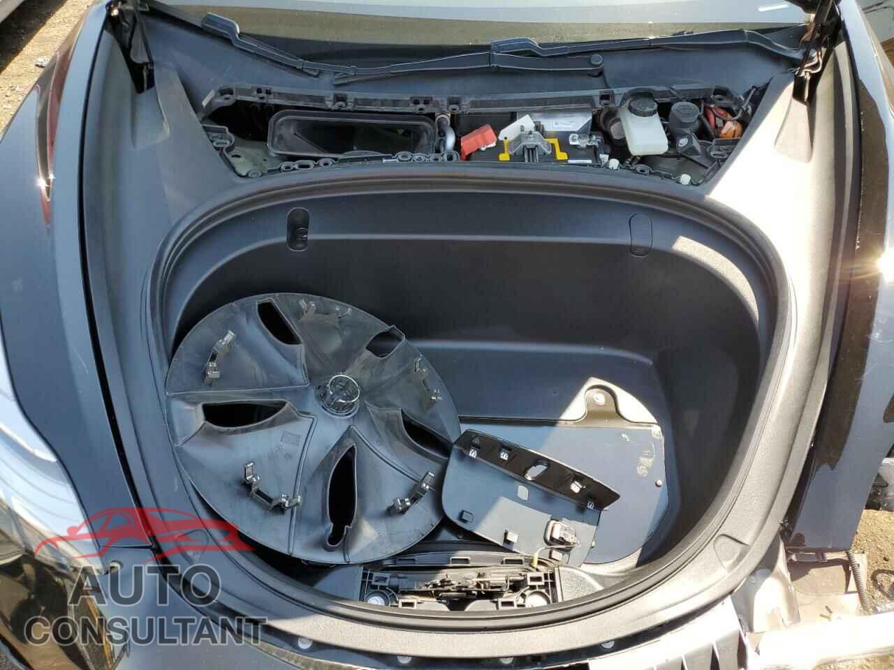 TESLA MODEL 3 2018 - 5YJ3E1EA1JF018774