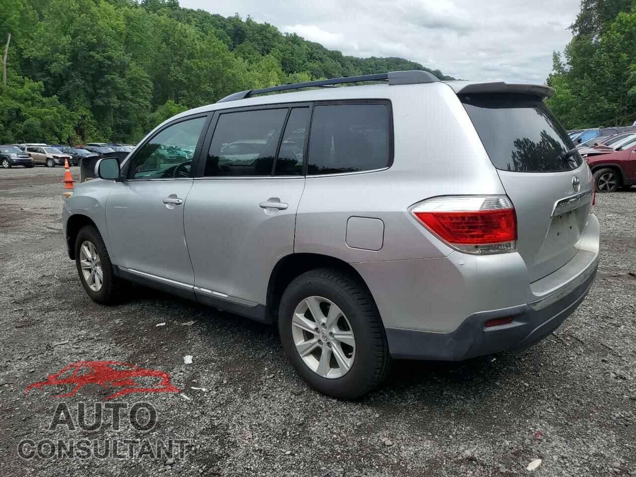 TOYOTA HIGHLANDER 2011 - 5TDBK3EHXBS045563