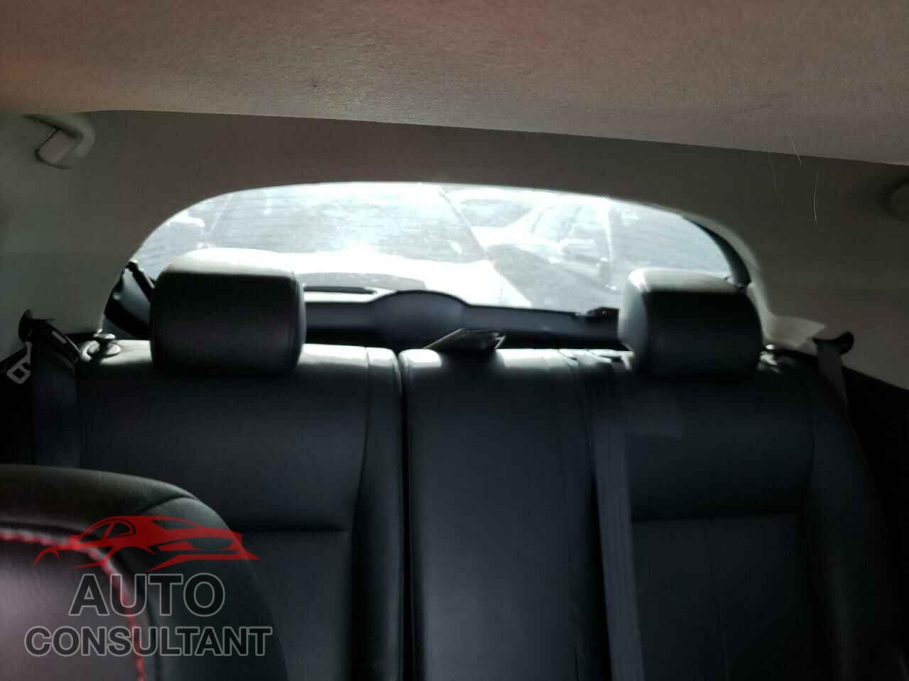 NISSAN JUKE 2017 - JN8AF5MV6HT751060
