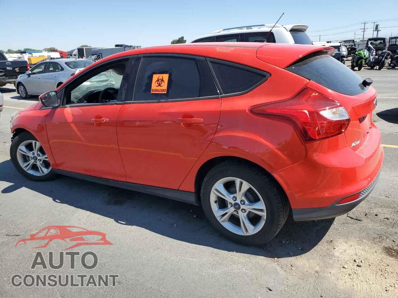 FORD FOCUS 2014 - 1FADP3K25EL197577