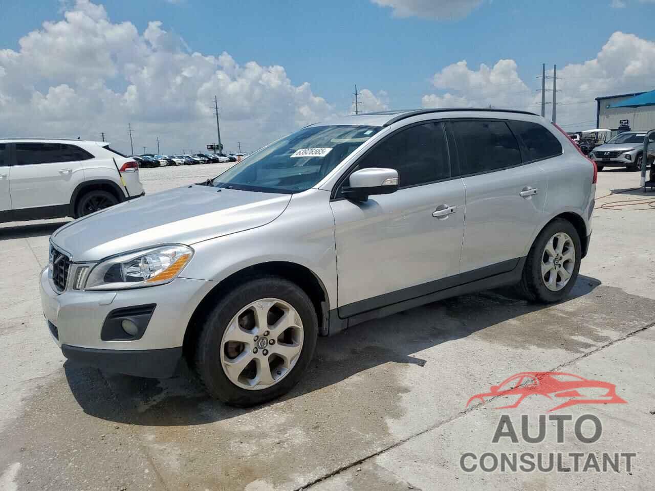 VOLVO XC60 2010 - YV4982DZ3A2079736